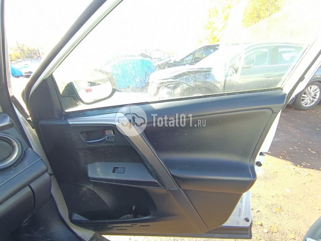 Фото Toyota RAV4 164