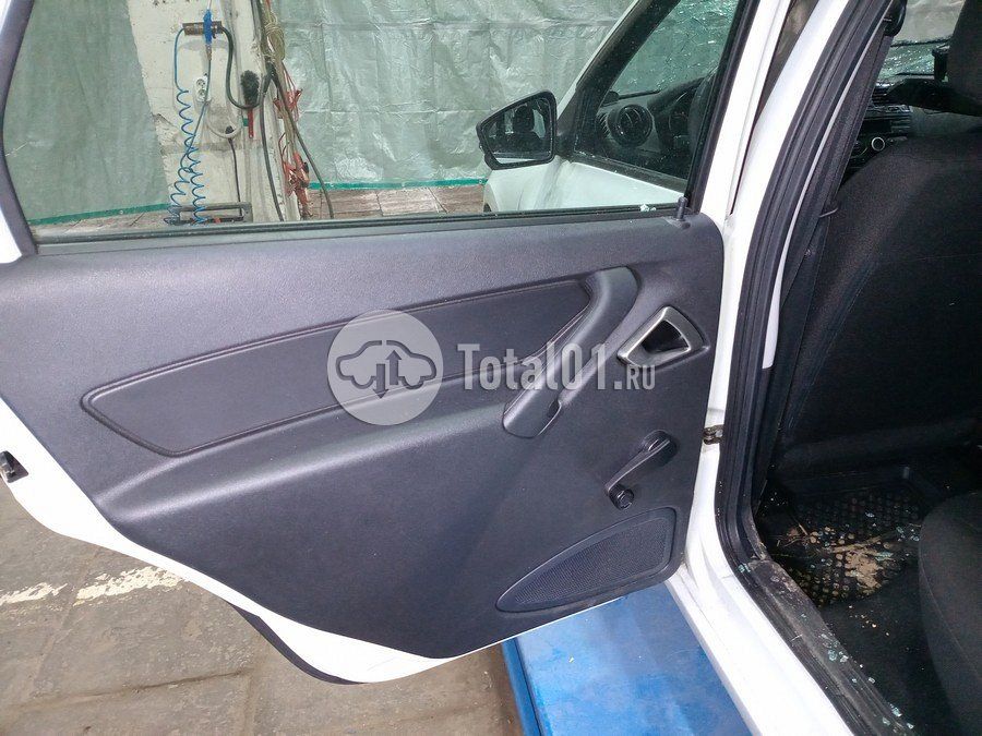 Фото ВАЗ (LADA) Granta 80