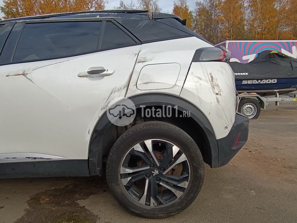 Фото Peugeot 2008 52