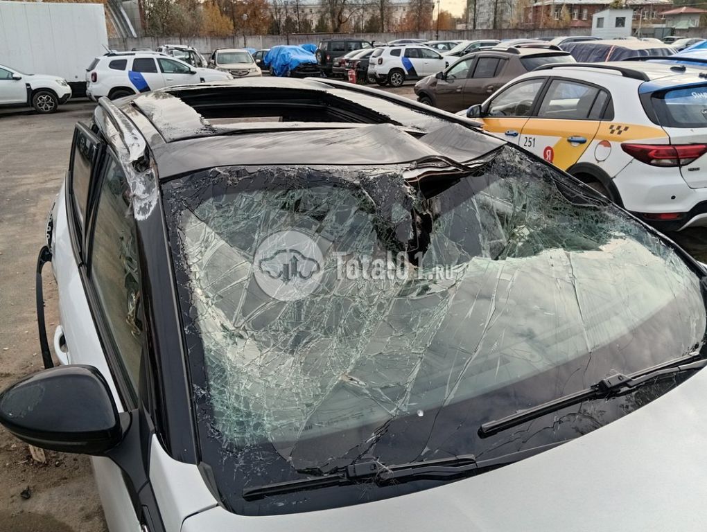Фото Peugeot 2008 94