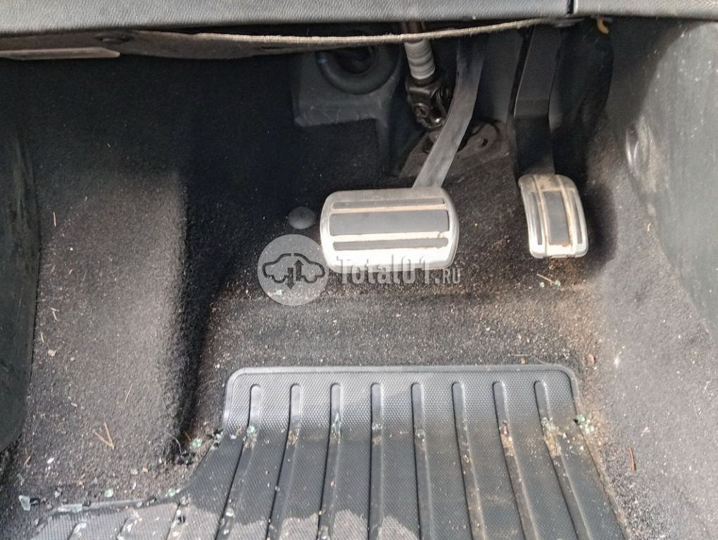 Фото Peugeot 2008 120