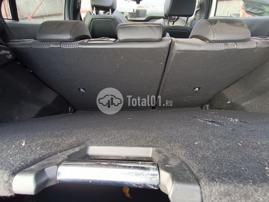 Фото Peugeot 2008 150