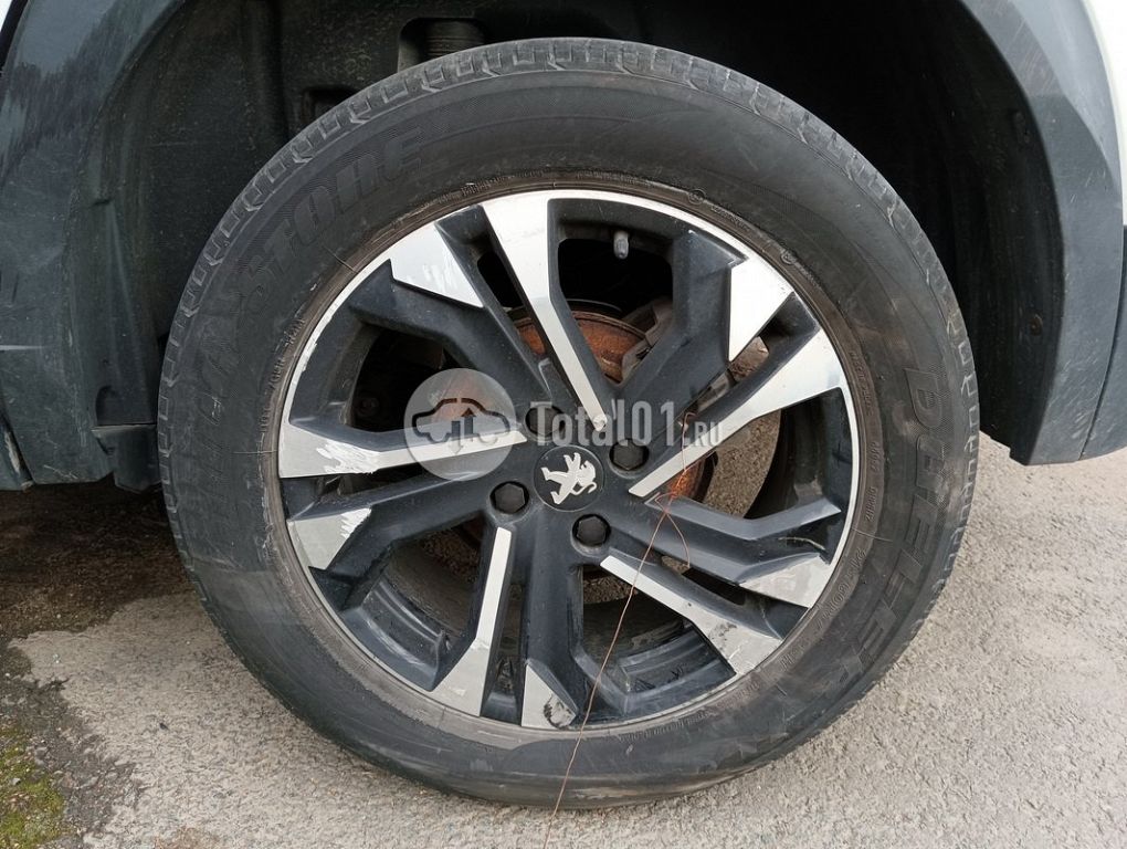 Фото Peugeot 2008 206