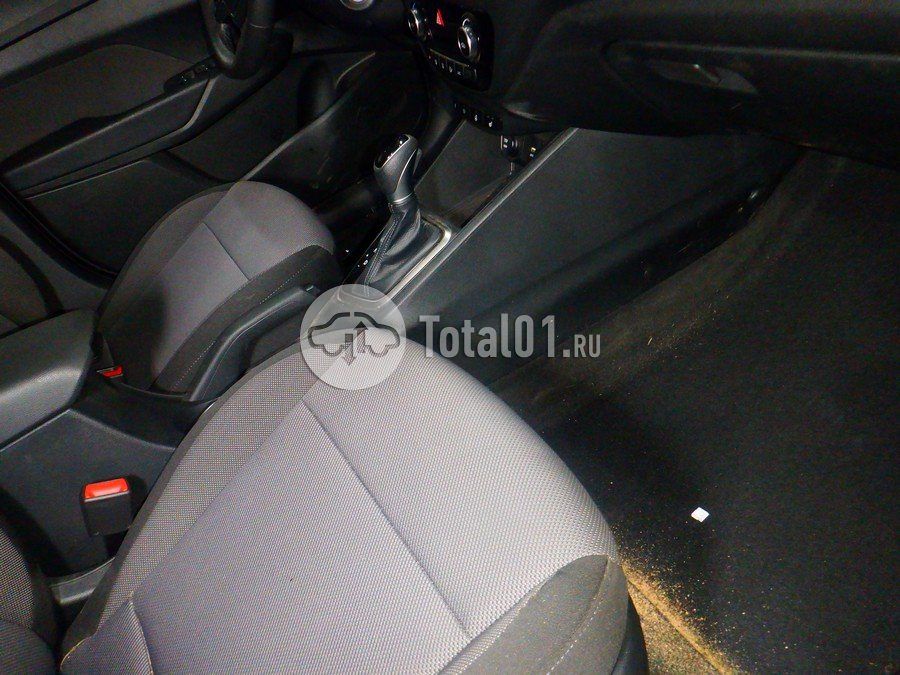 Фото Hyundai Solaris 28