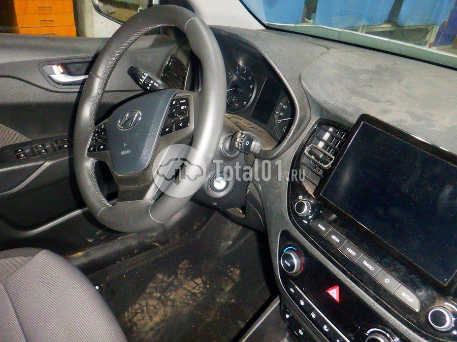 Фото Hyundai Solaris 32