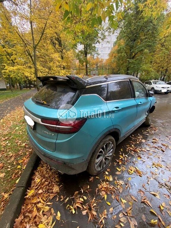 Фото Geely Coolray 54