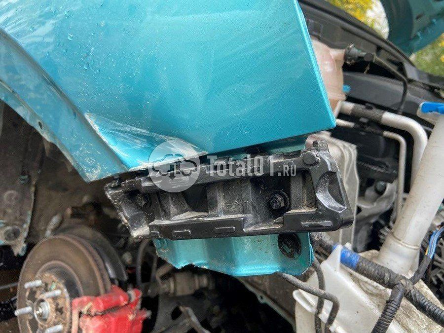 Фото Geely Coolray 72
