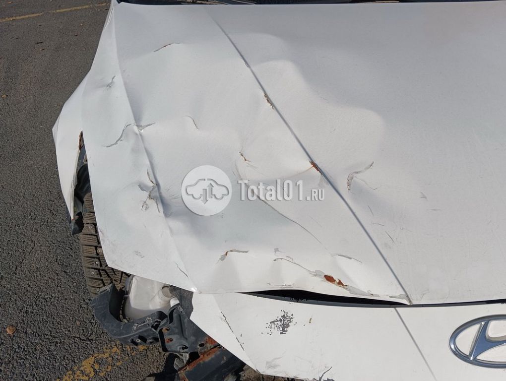 Фото Hyundai Elantra 14