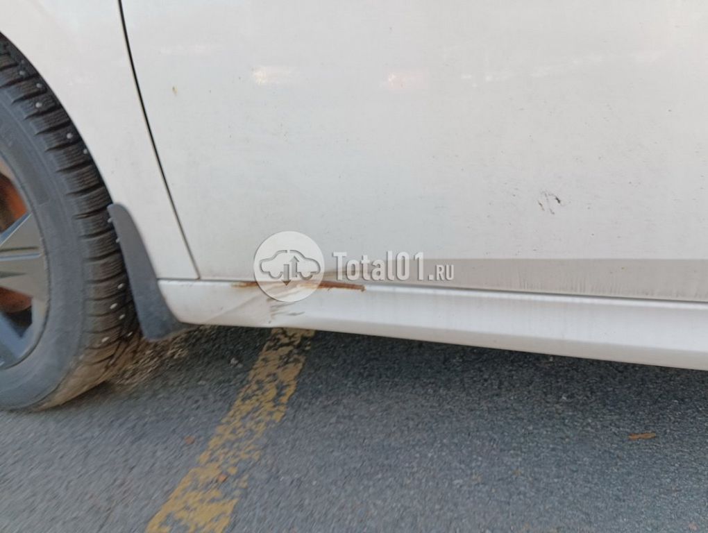 Фото Hyundai Elantra 28