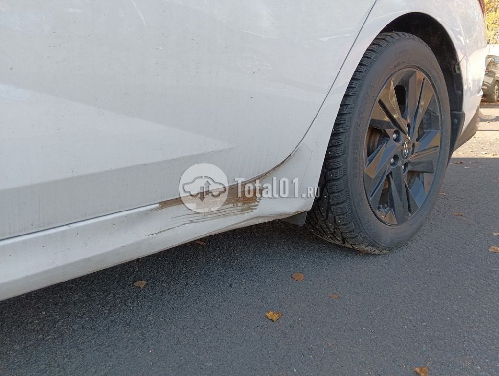 Фото Hyundai Elantra 32