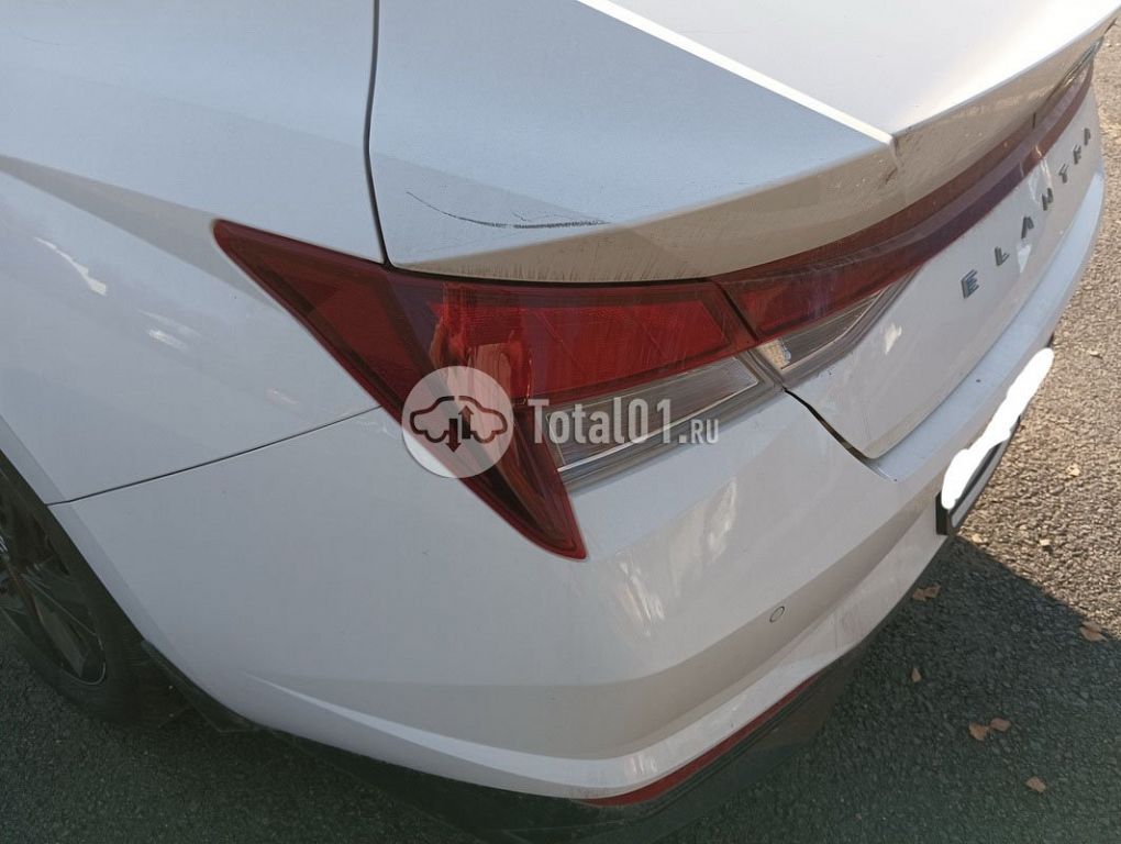 Фото Hyundai Elantra 38