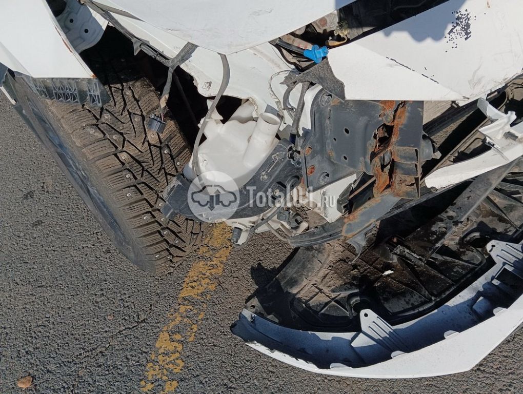 Фото Hyundai Elantra 60