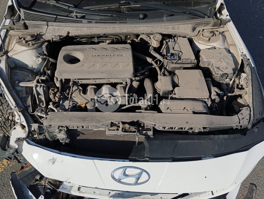 Фото Hyundai Elantra 68