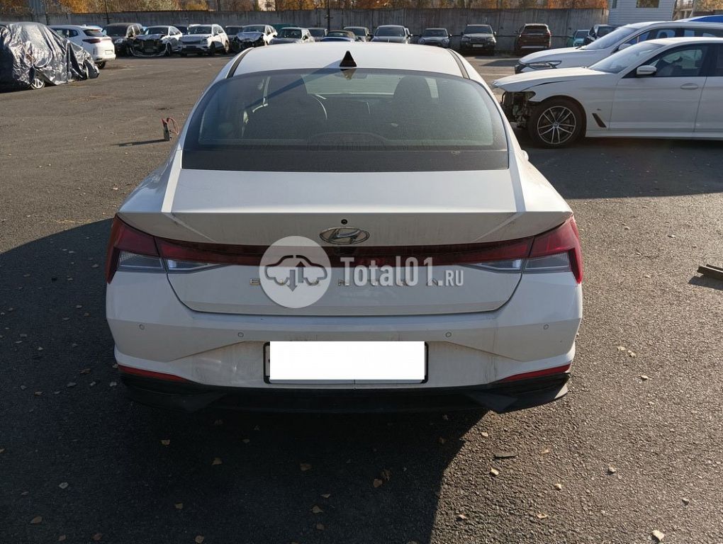 Фото Hyundai Elantra 92