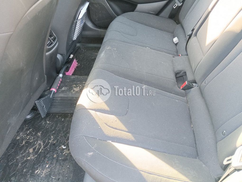 Фото Hyundai Elantra 108