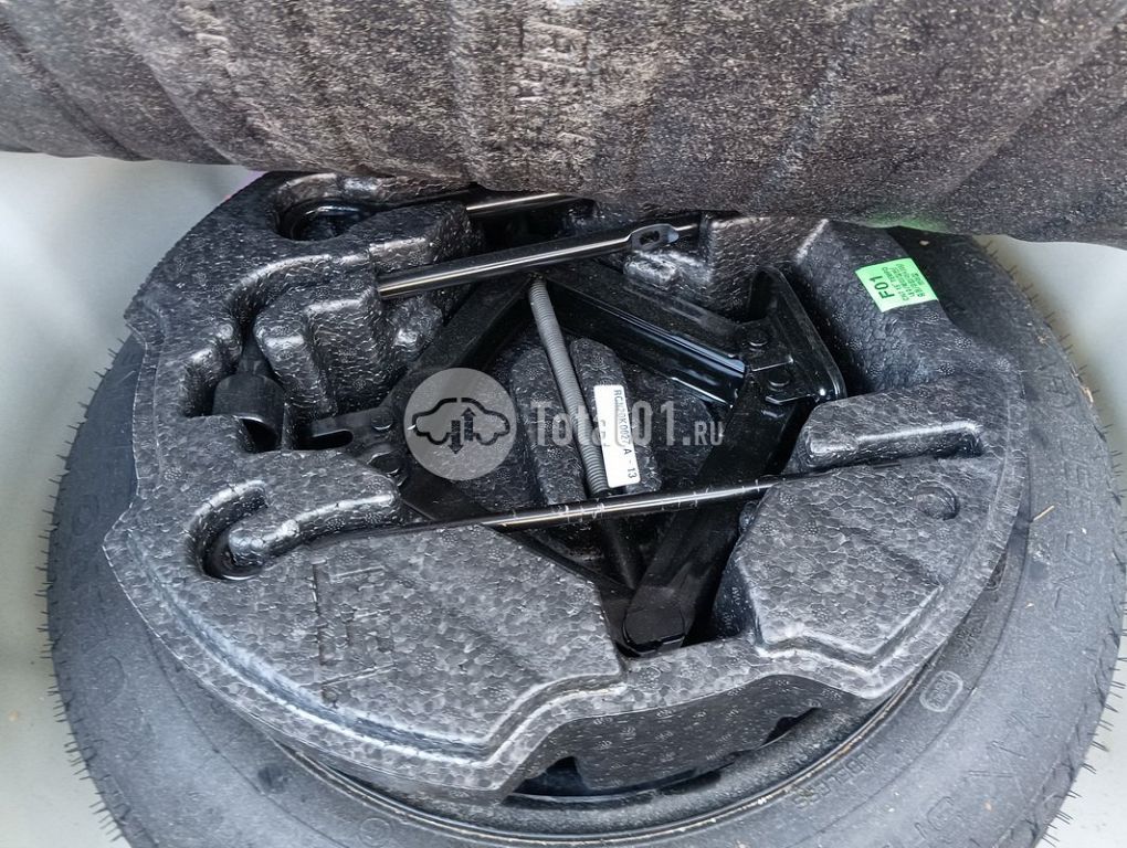 Фото Hyundai Elantra 130