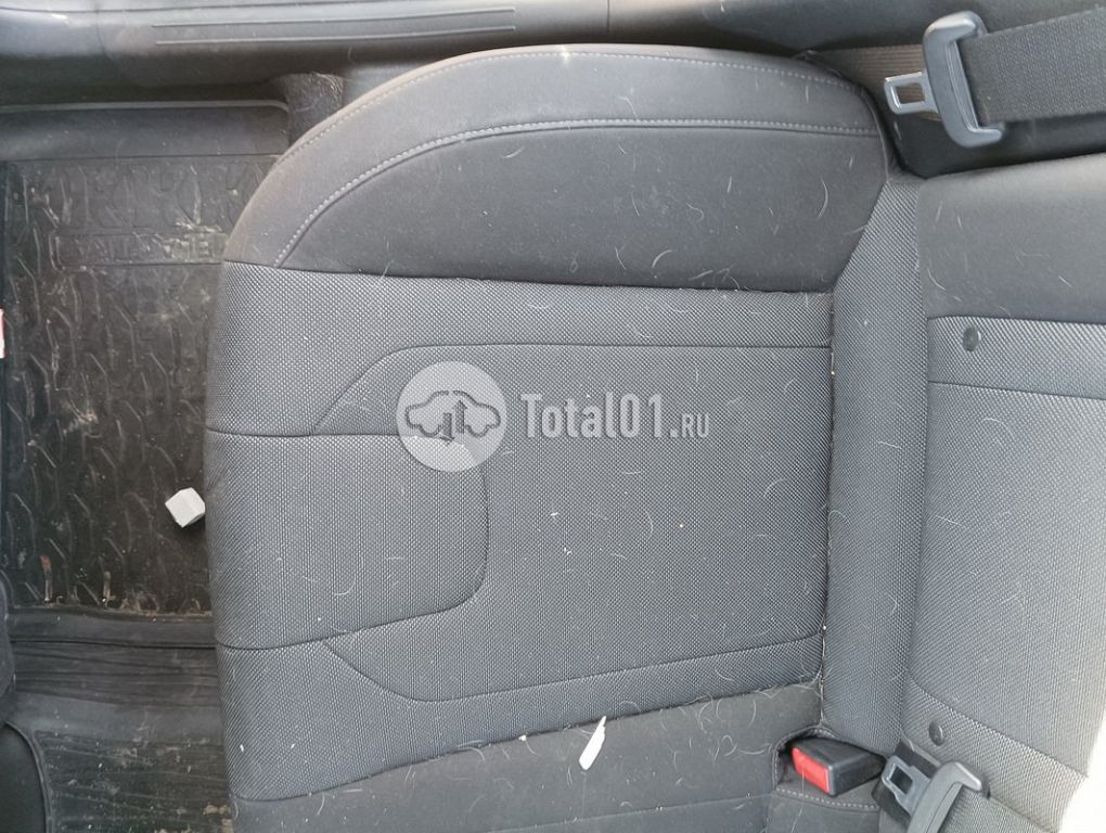 Фото Hyundai Elantra 142