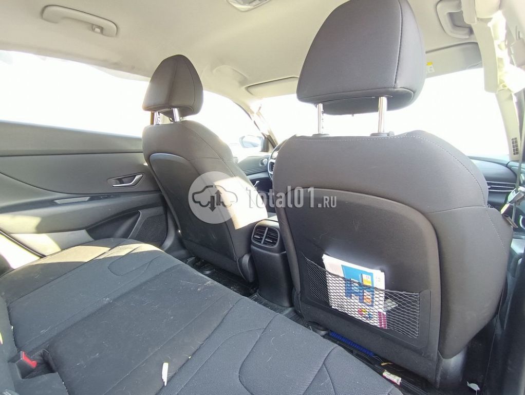 Фото Hyundai Elantra 146