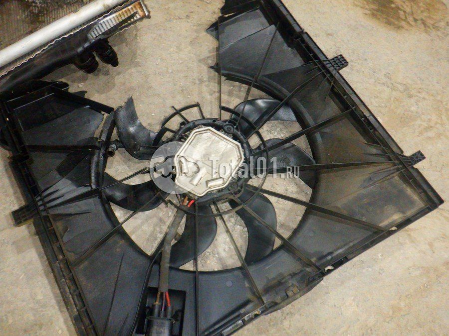 Фото Mercedes-Benz V-класс 428