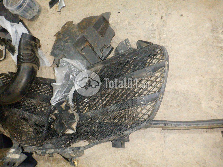 Фото Mercedes-Benz V-класс 440