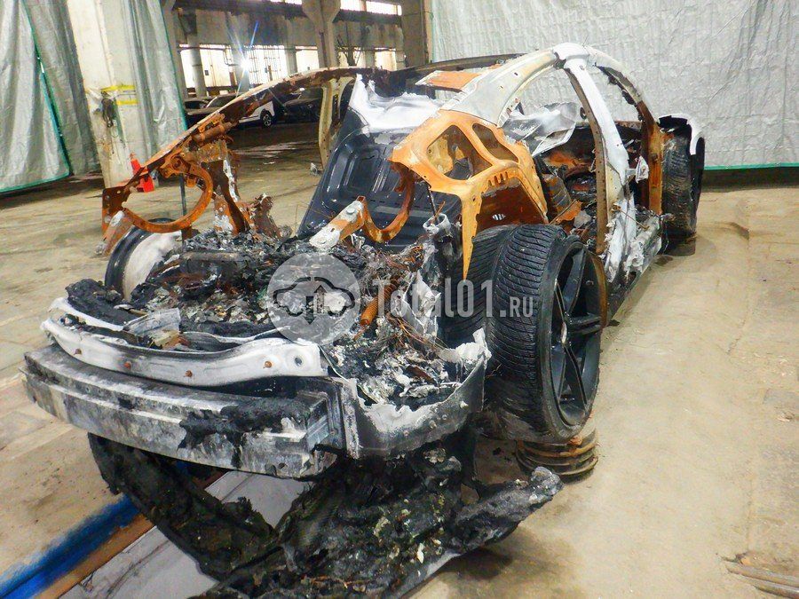 Фото Porsche Taycan 14