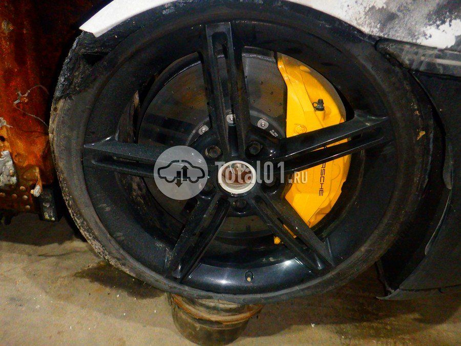Фото Porsche Taycan 36