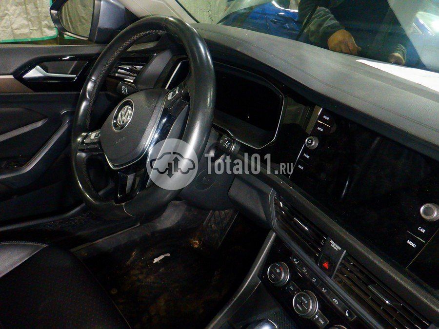 Фото Volkswagen Jetta 38