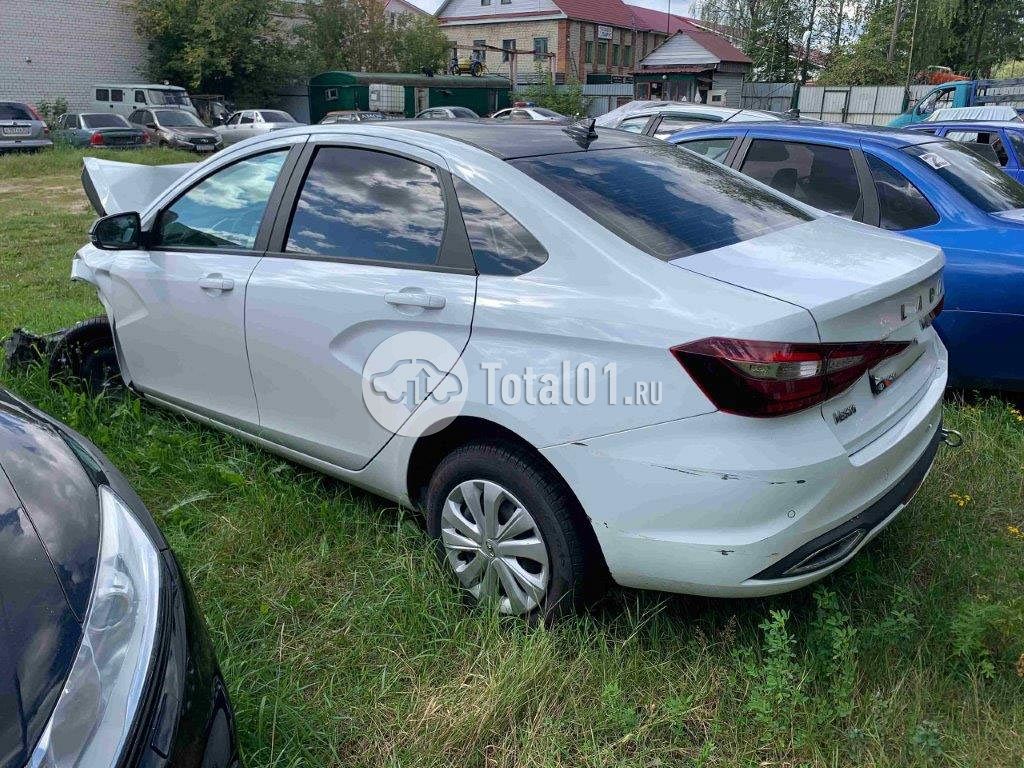 Фото ВАЗ (LADA) Vesta 178