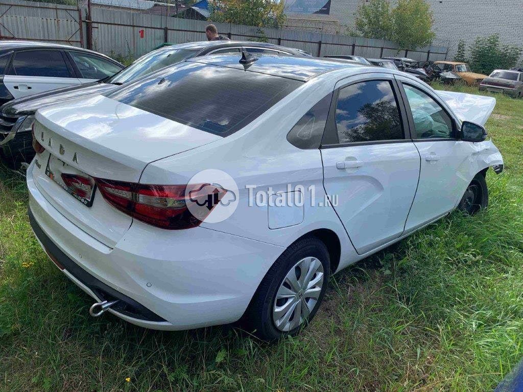 Фото ВАЗ (LADA) Vesta 182