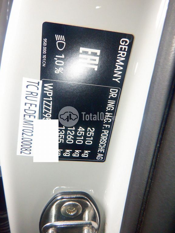 Фото Porsche Macan 34