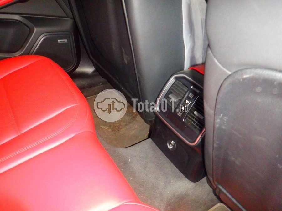 Фото Porsche Macan 62