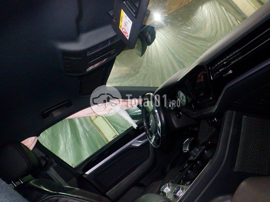 Фото Volkswagen Touareg 28