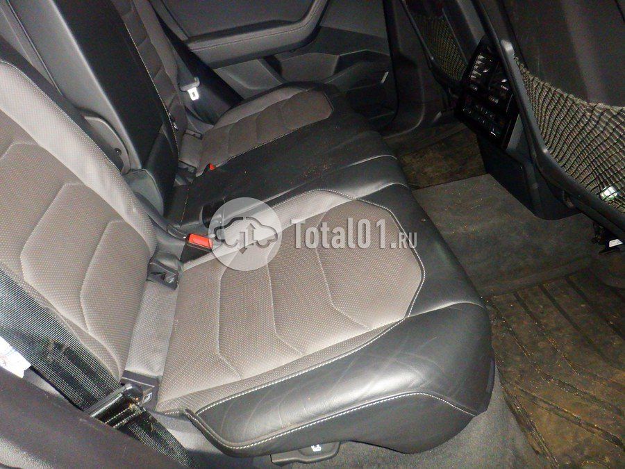 Фото Volkswagen Touareg 38