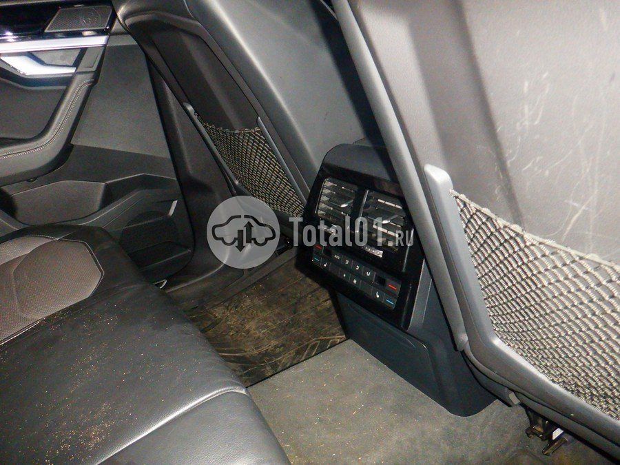 Фото Volkswagen Touareg 46