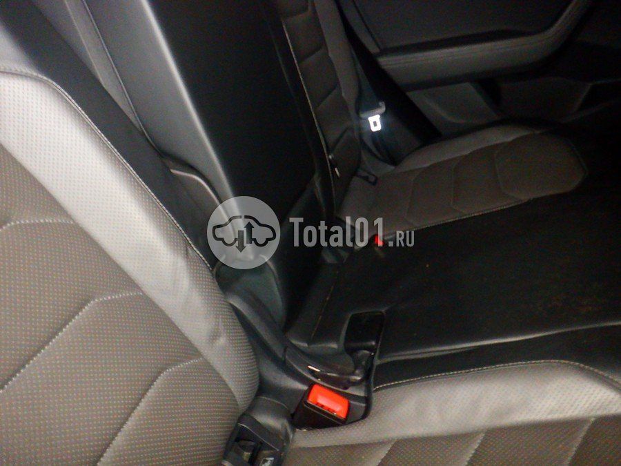 Фото Volkswagen Touareg 48