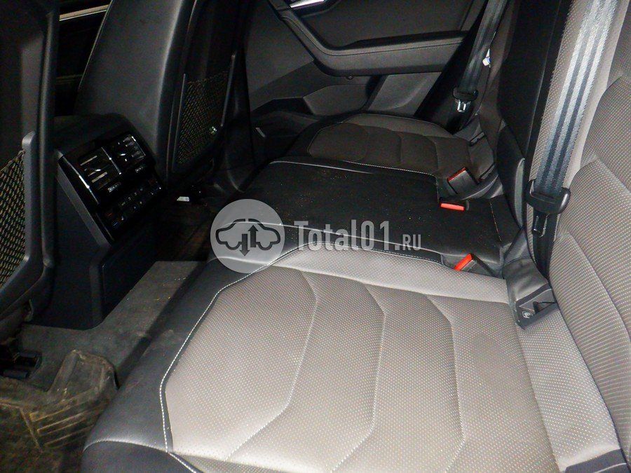 Фото Volkswagen Touareg 78