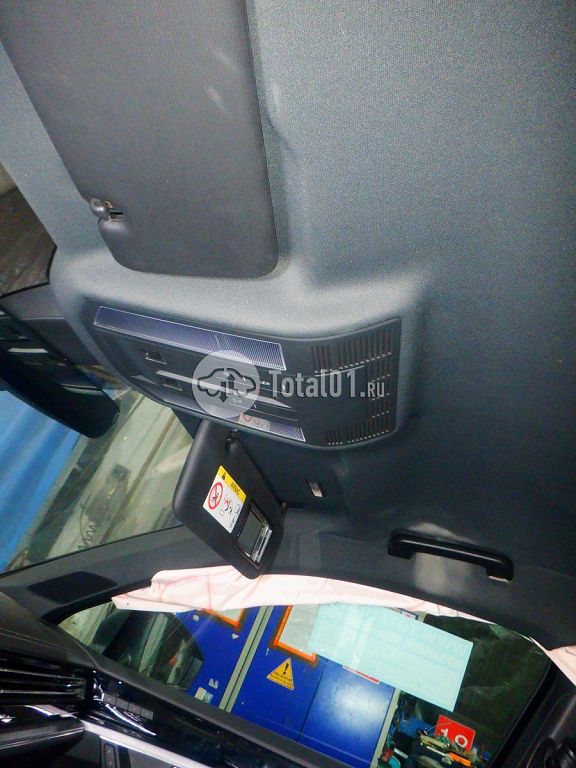 Фото Volkswagen Touareg 100