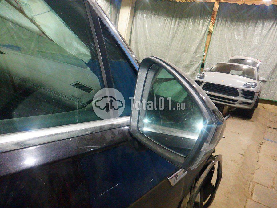 Фото Volkswagen Touareg 140