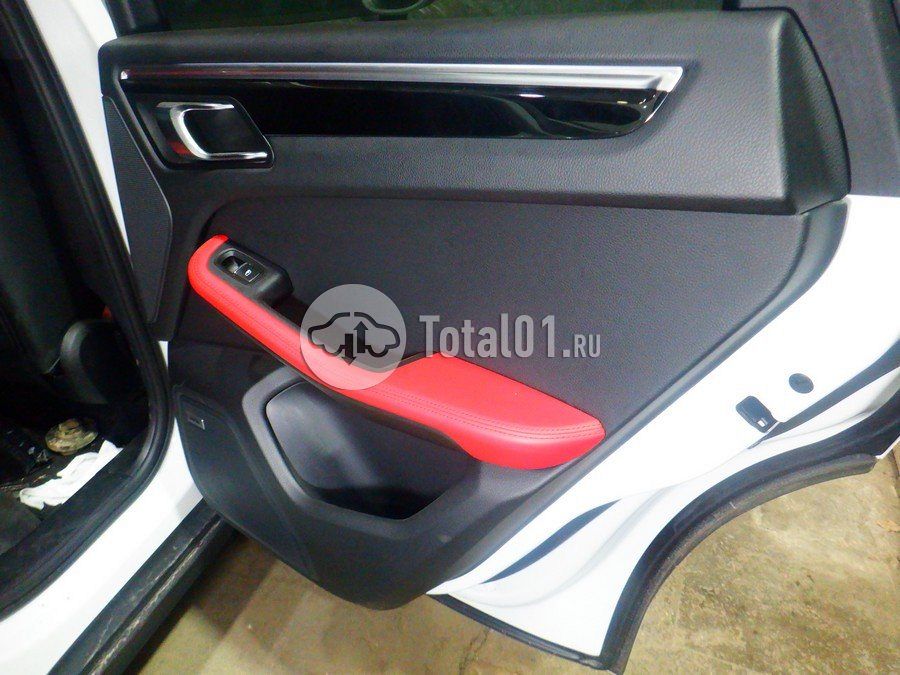 Фото Porsche Macan 46