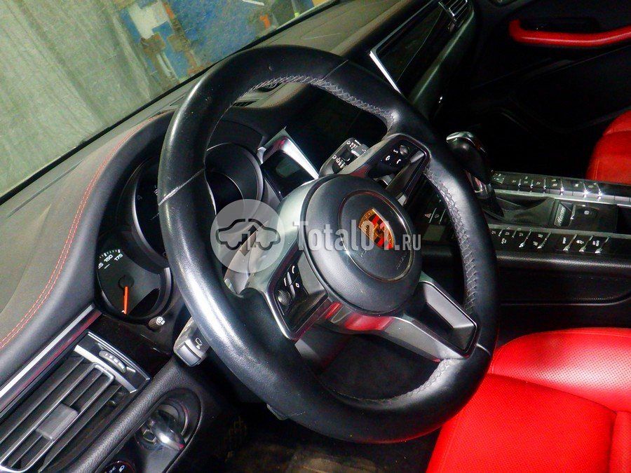 Фото Porsche Macan 96