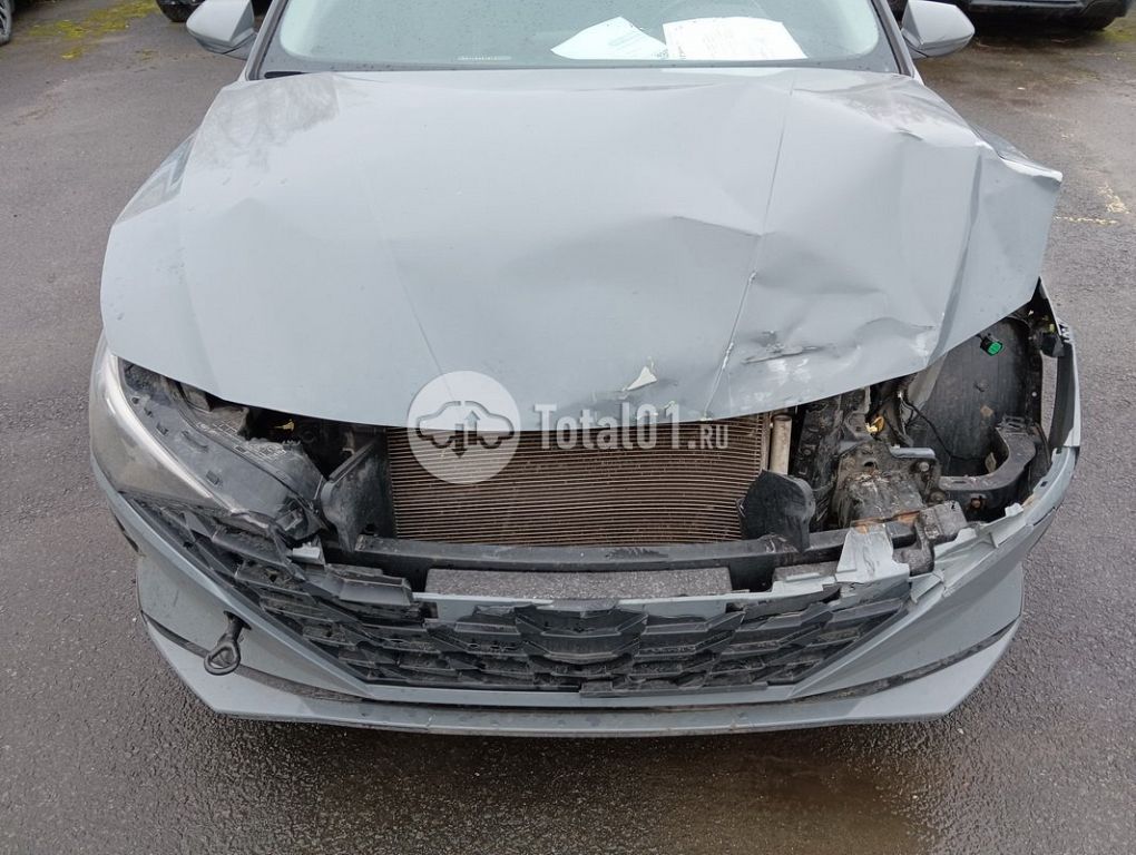 Фото Hyundai Elantra 10