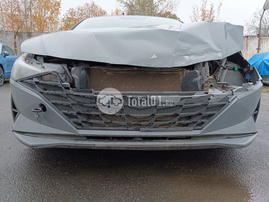 Фото Hyundai Elantra 16