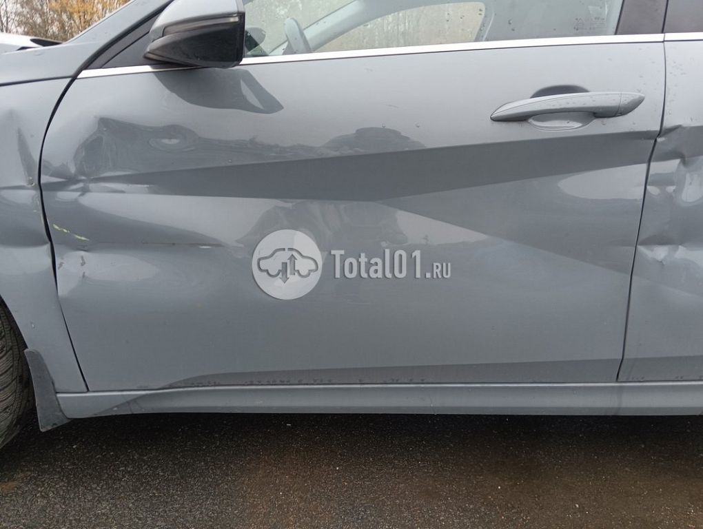 Фото Hyundai Elantra 32