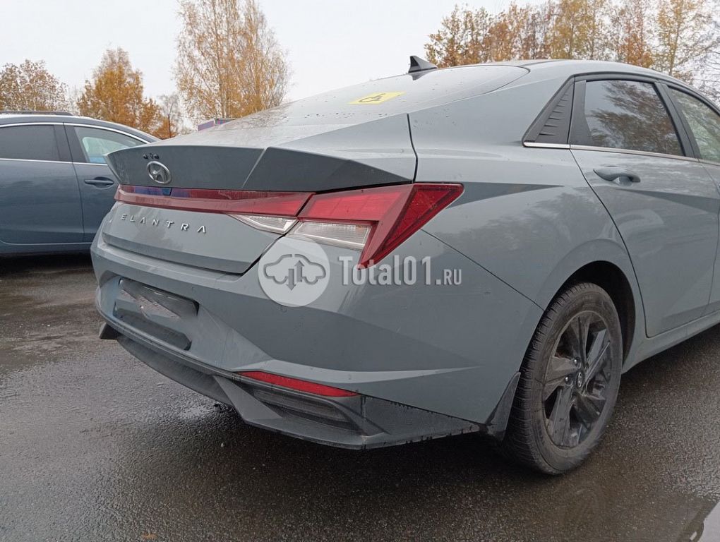 Фото Hyundai Elantra 62