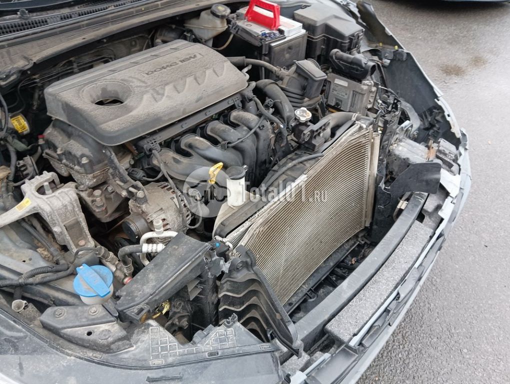 Фото Hyundai Elantra 86