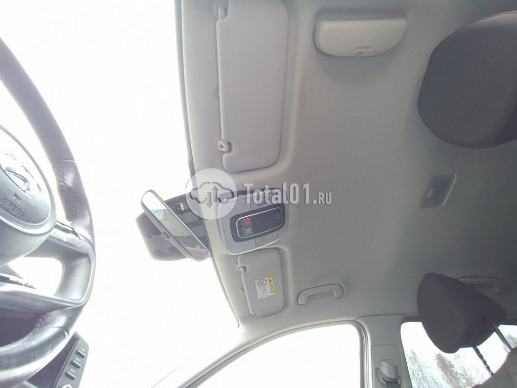 Фото Hyundai Elantra 110