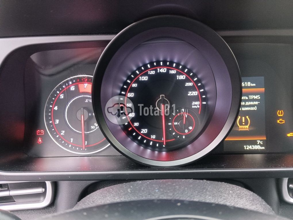 Фото Hyundai Elantra 166