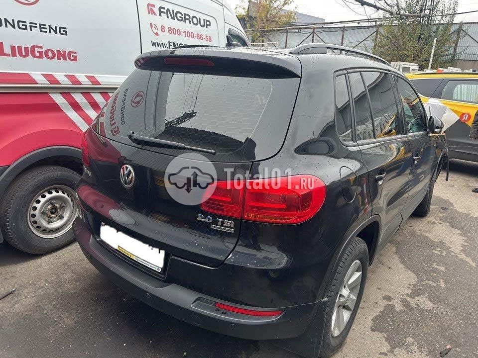 Фото Volkswagen Tiguan 26
