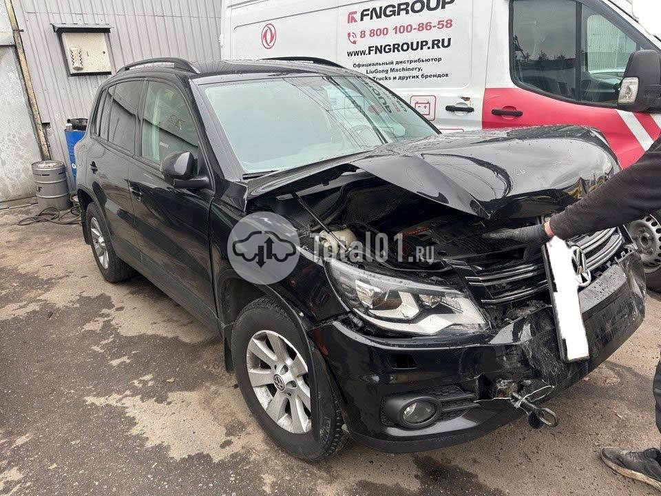 Фото Volkswagen Tiguan 40