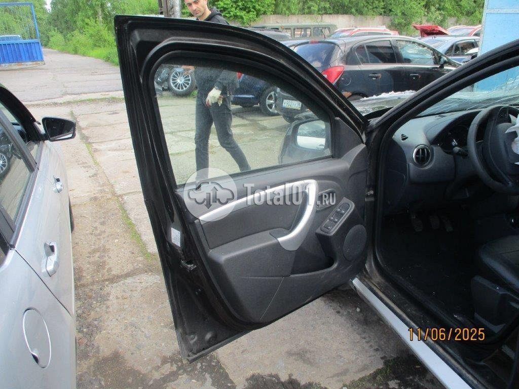 Фото Nissan Terrano 54